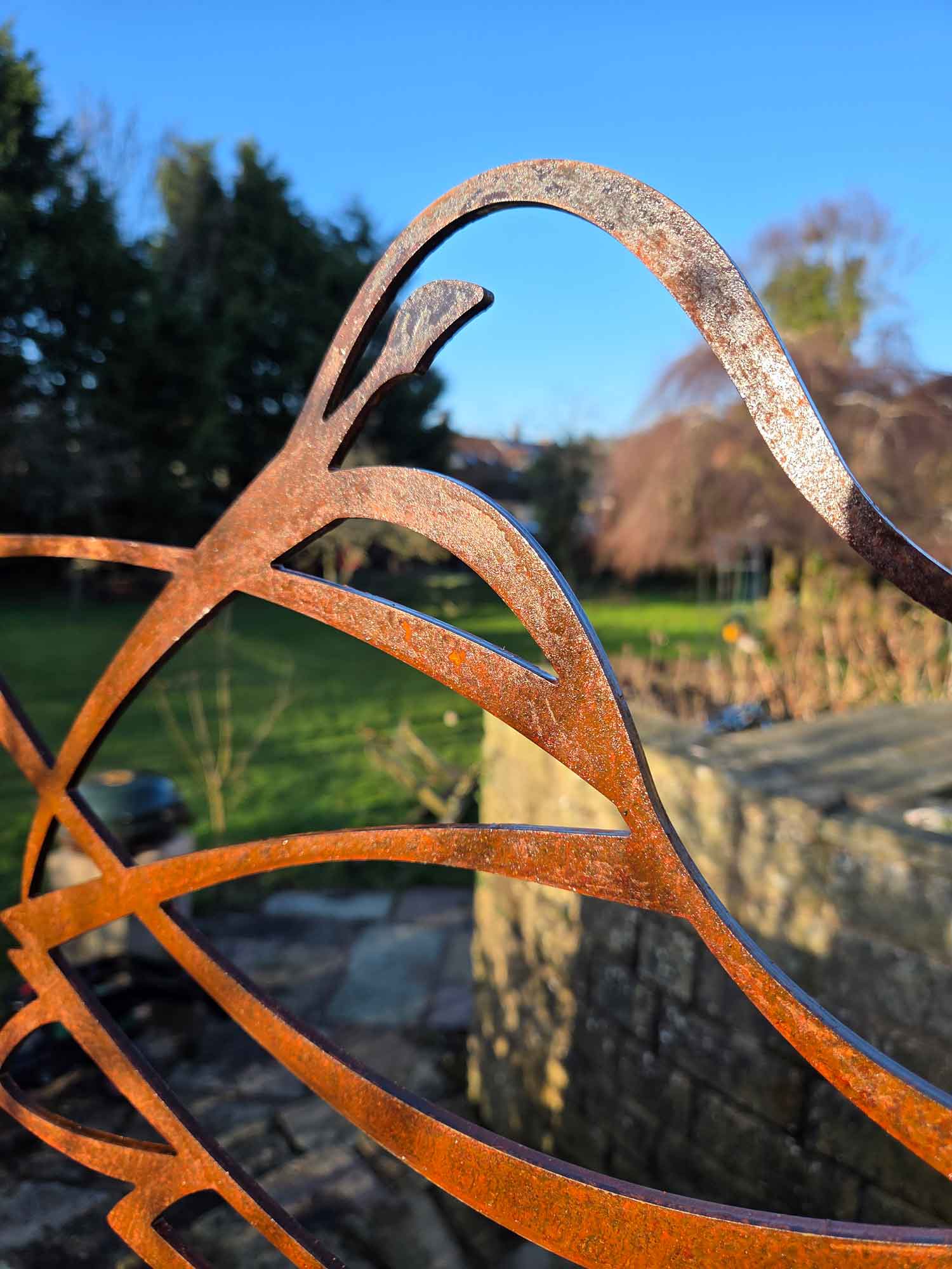 Curlew rusted steel garden sculpture - Image 3